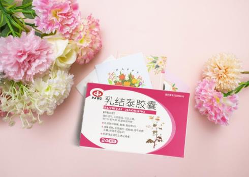 女生长期侧睡会导致肿块产生吗