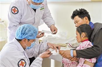 中国医师节，京万红致敬最可爱的人